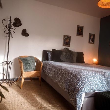Chez Guilem Bed and Breakfast Saint-Maixent-lʼÉcole Buitenkant foto
